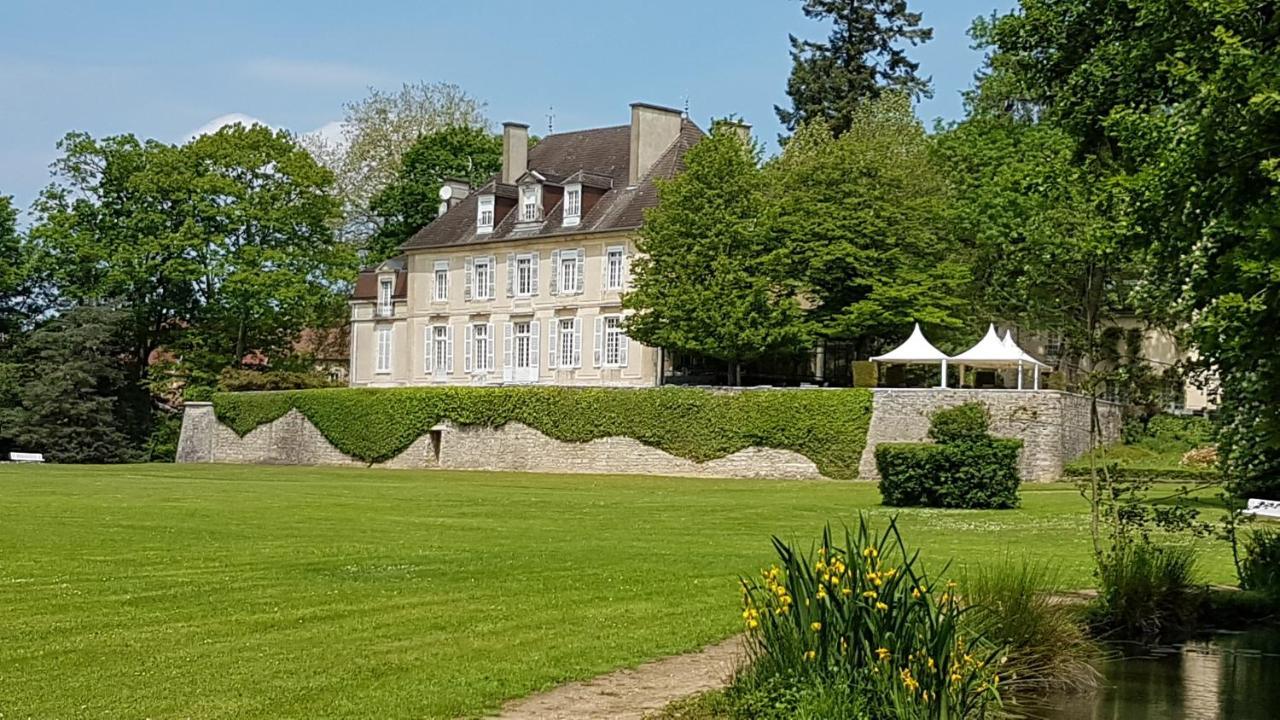 Chateau De Rigny Gray Exterior photo