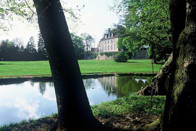 Chateau De Rigny Gray Exterior photo